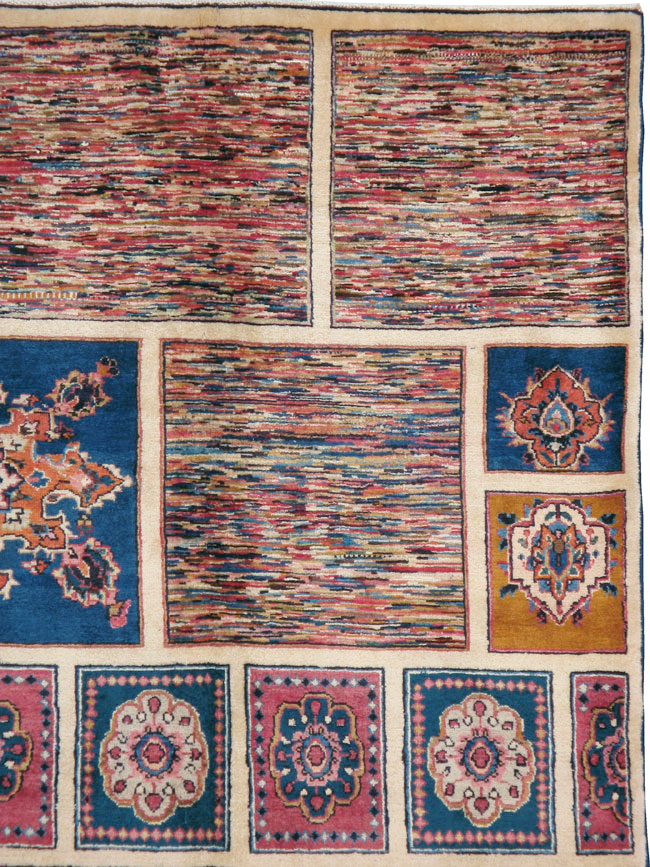 Vintage Persian Mashad Carpet, No.18790 - Galerie Shabab