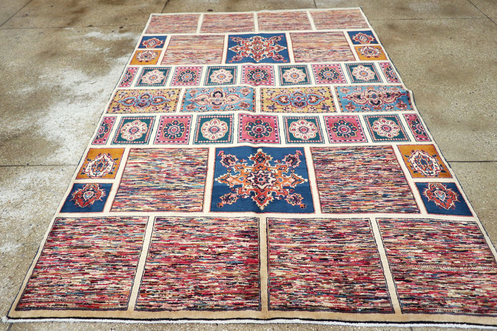 Vintage Persian Mashad Carpet, No.18790 - Galerie Shabab