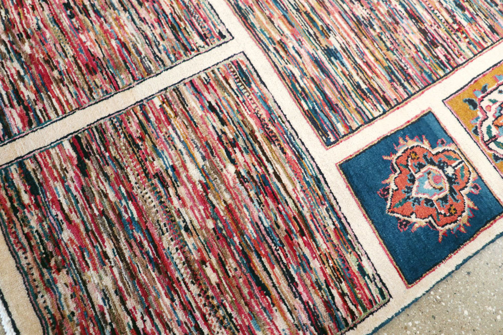 Vintage Persian Mashad Carpet, No.18790 - Galerie Shabab