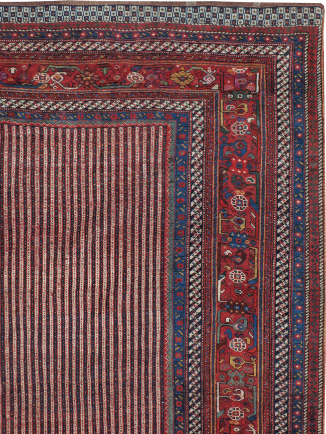 Antique Persian Qashqai Carpet, No.18791 - Galerie Shabab
