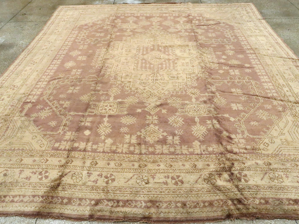 Antique Turkish Oushak Room Size Carpet, No.18794 - Galerie Shabab