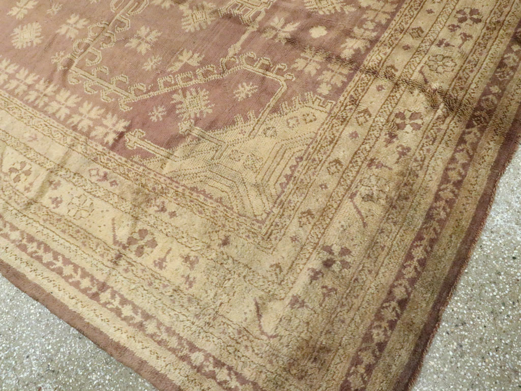 Antique Turkish Oushak Room Size Carpet, No.18794 - Galerie Shabab