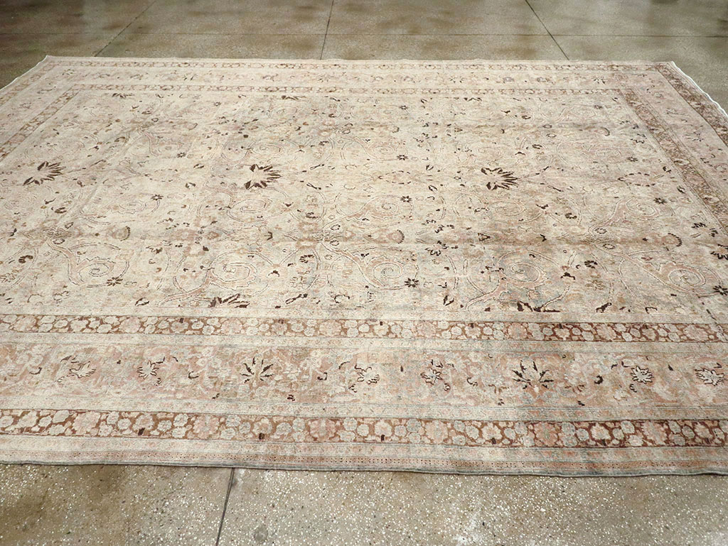 Antique Persian Mashad Carpet, No.18802 - Galerie Shabab