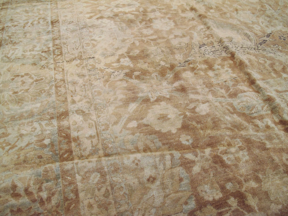 Antique Persian Lavar Kerman Carpet, No.18804 - Galerie Shabab