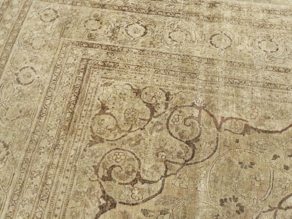 Antique Persian Tabriz Carpet, No.18812 - Galerie Shabab