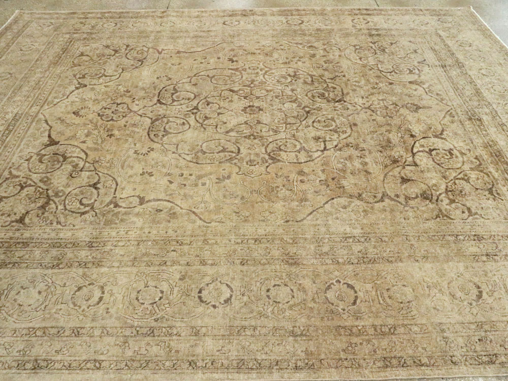 Antique Persian Tabriz Carpet, No.18812 - Galerie Shabab