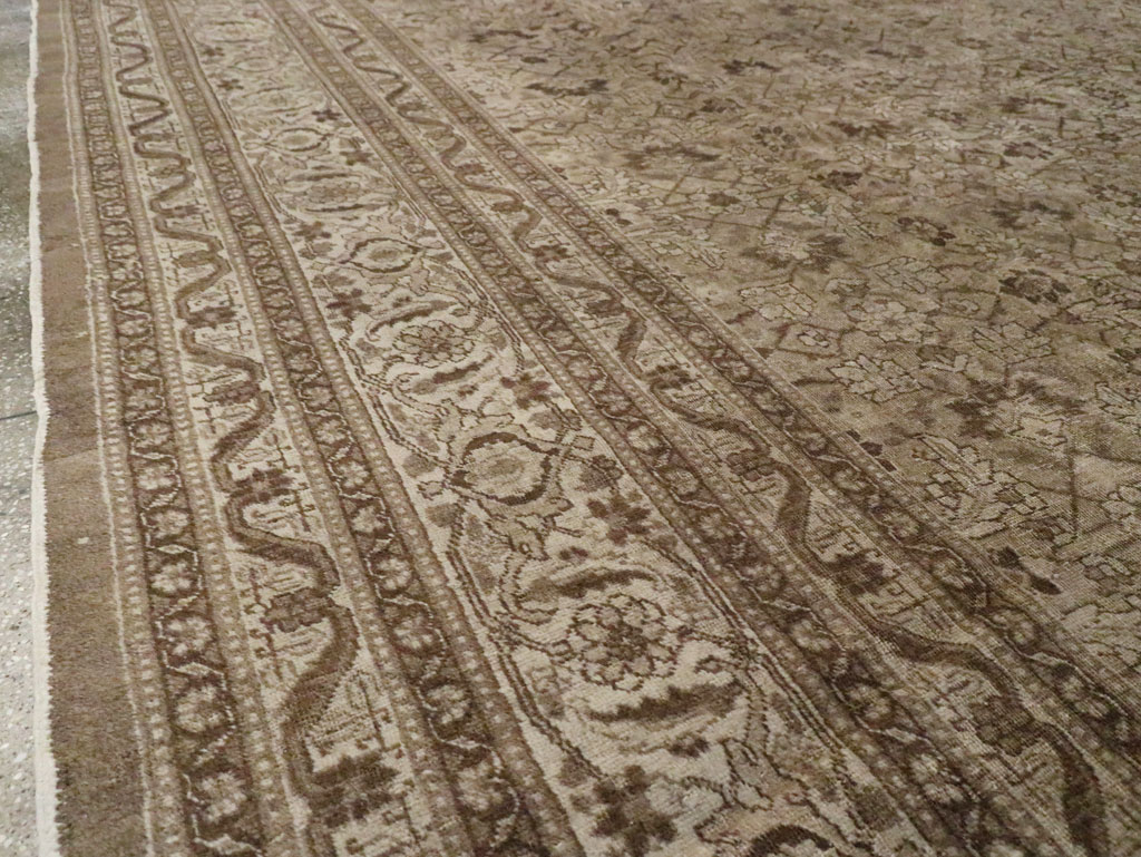 Antique Persian Tabriz Carpet, No.18815 - Galerie Shabab