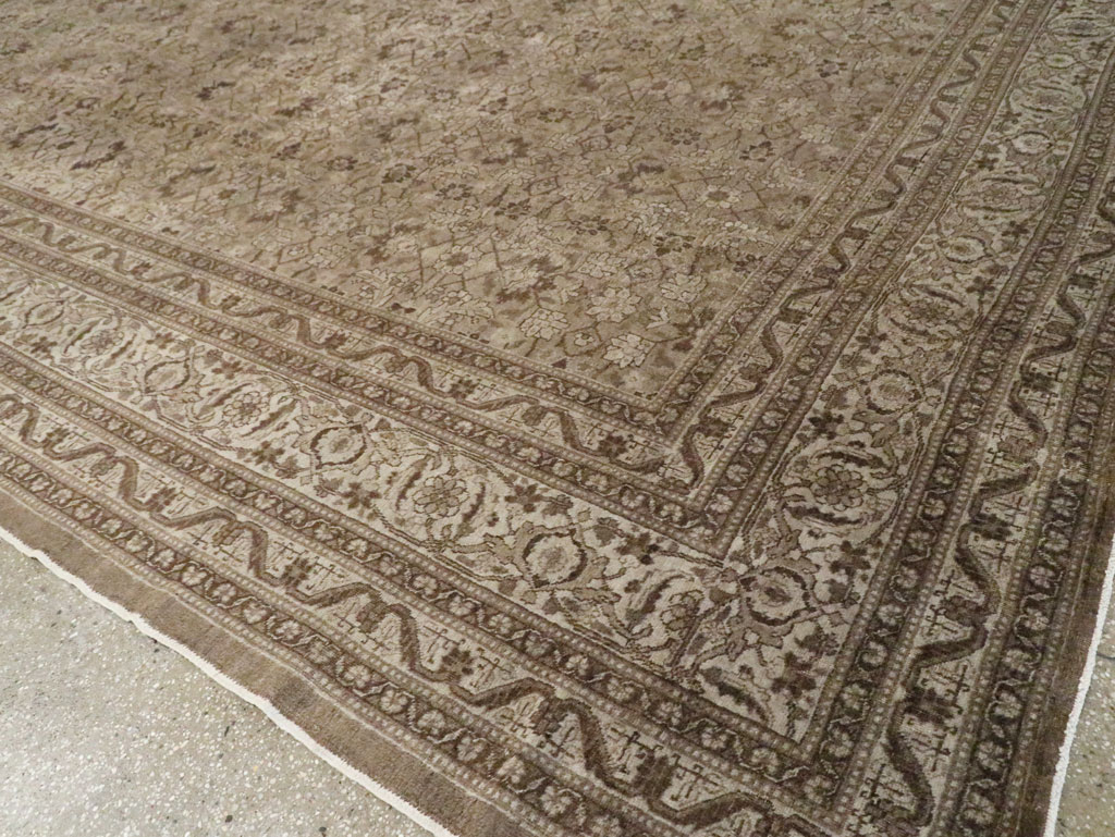 Antique Persian Tabriz Carpet, No.18815 - Galerie Shabab