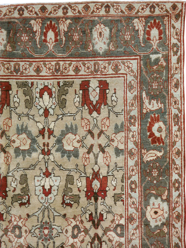 Antique Persian Tabriz Accent Rug, No.18817 - Galerie Shabab