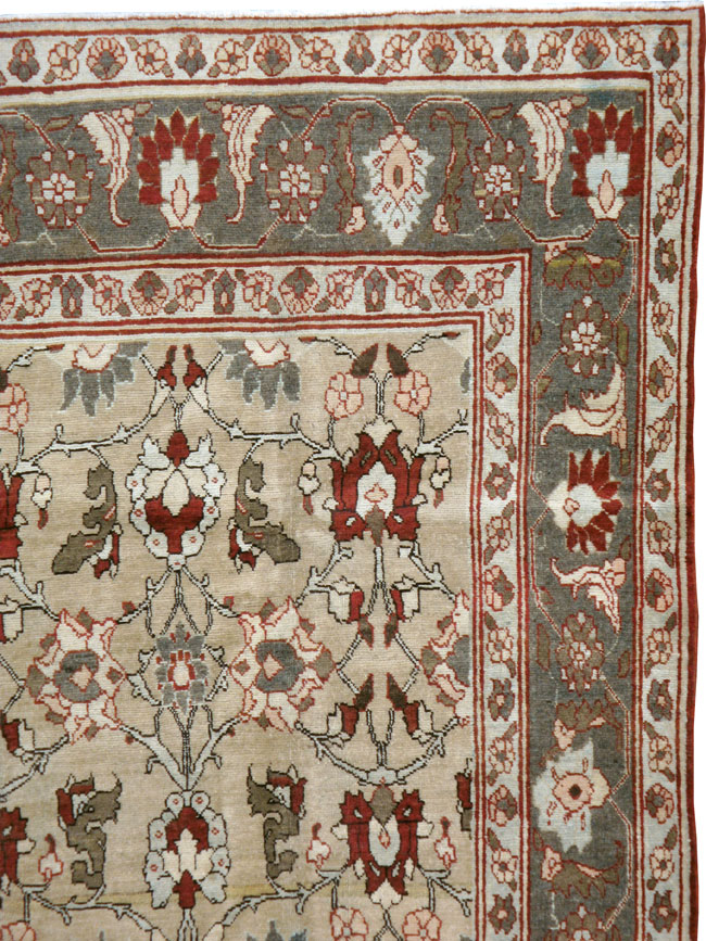 Antique Persian Tabriz Accent Rug, No.18817 - Galerie Shabab