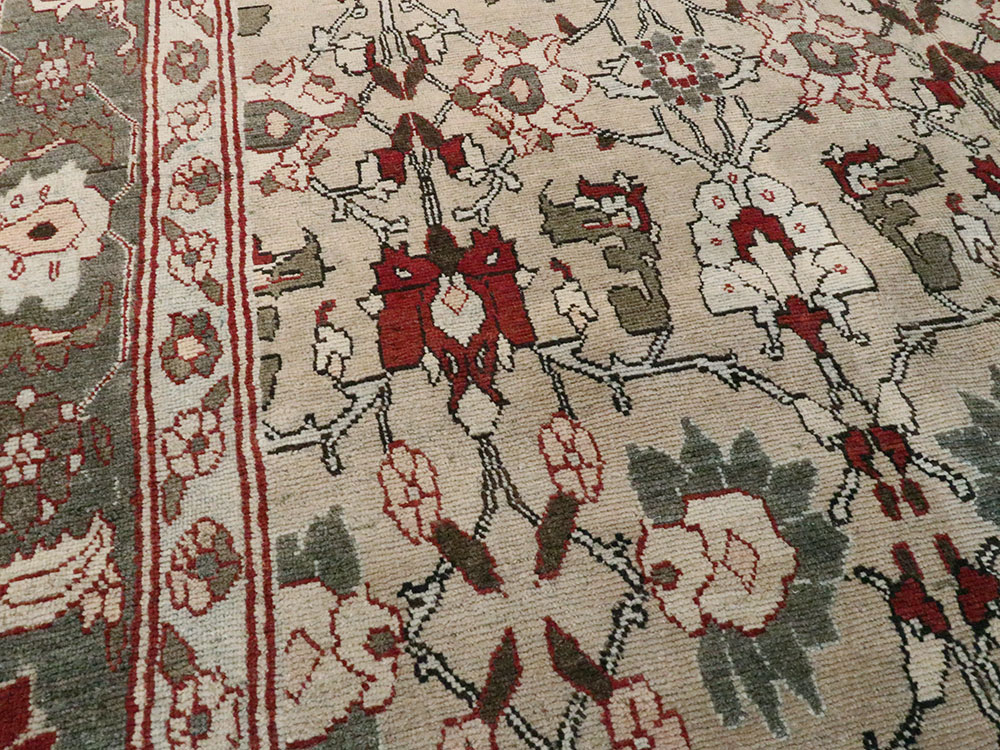 Antique Persian Tabriz Accent Rug, No.18817 - Galerie Shabab