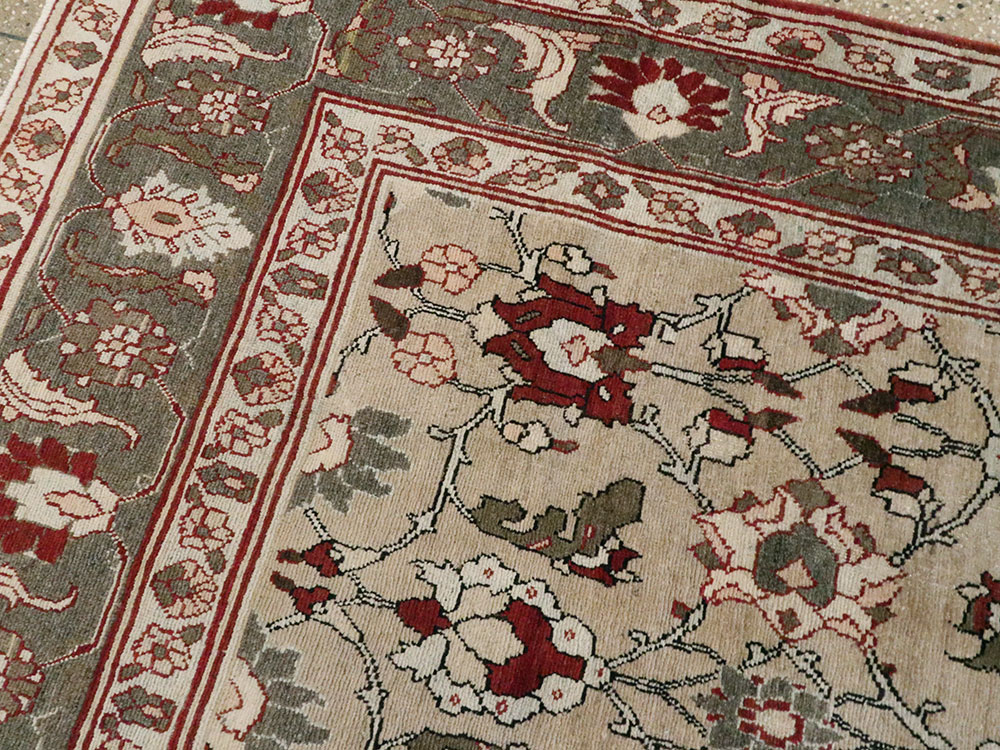 Antique Persian Tabriz Accent Rug, No.18817 - Galerie Shabab