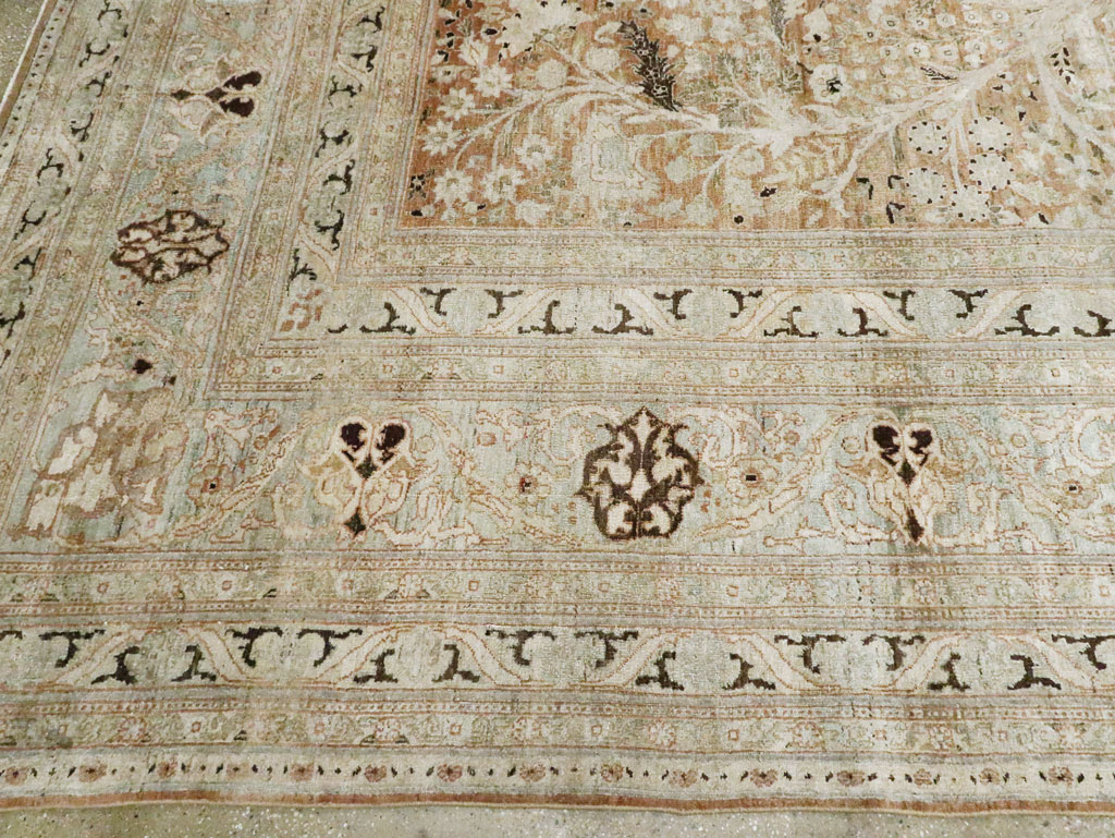 Antique Persian Dorokhsh Large Room Size Carpet, No.18820 - Galerie Shabab