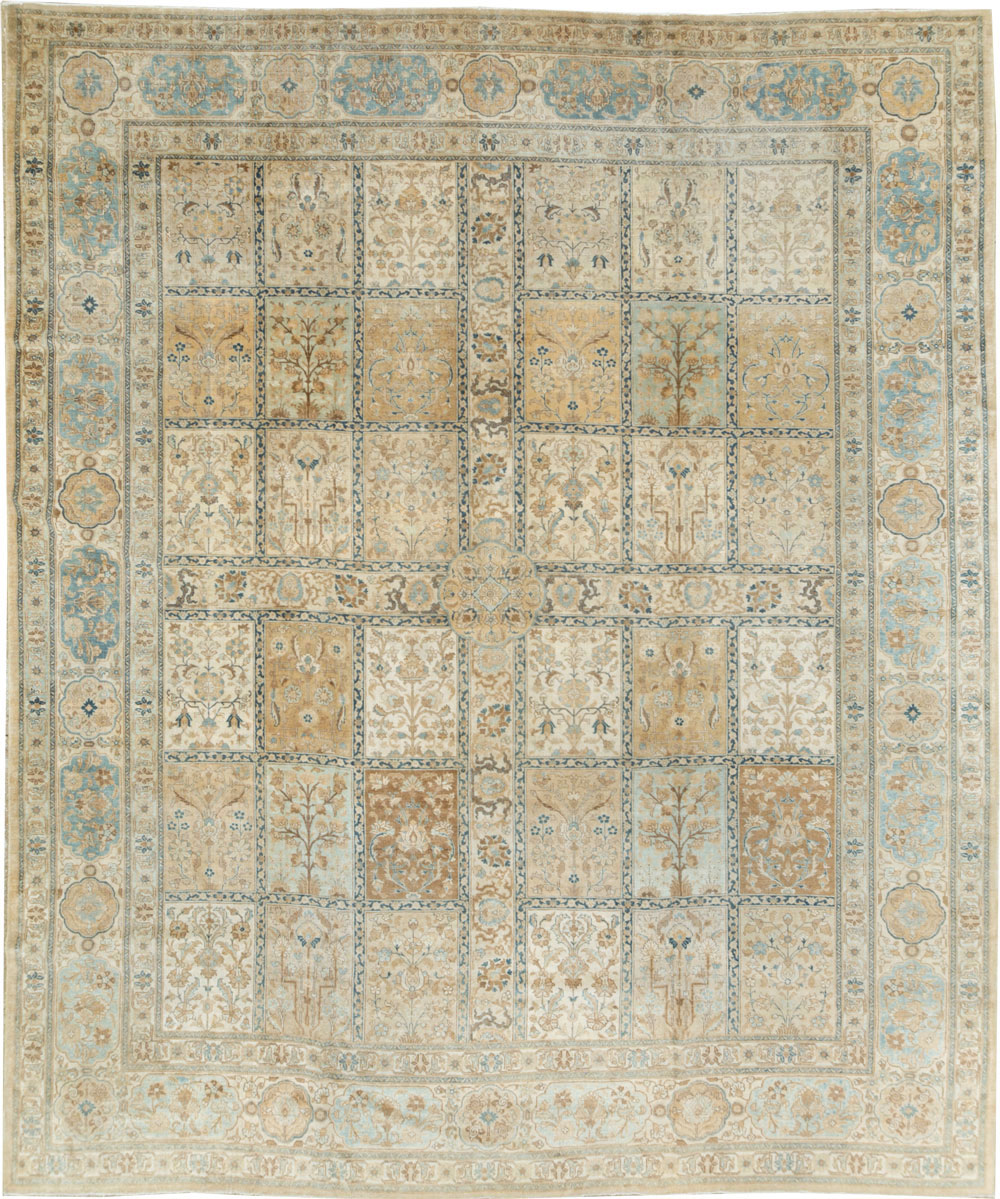 Antique Persian Tabriz Garden Carpet, No.18837 - Galerie Shabab