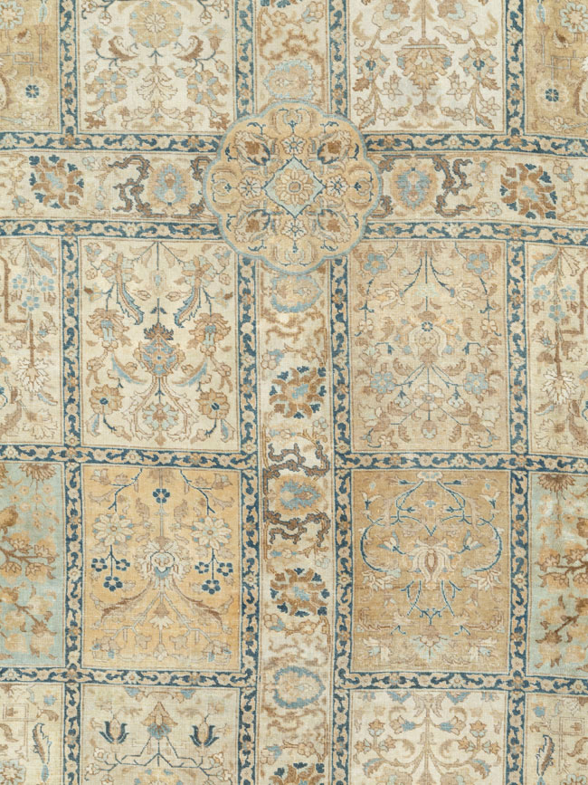 Antique Persian Tabriz Garden Carpet, No.18837 - Galerie Shabab
