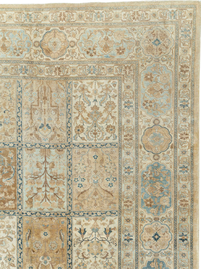 Antique Persian Tabriz Garden Carpet, No.18837 - Galerie Shabab