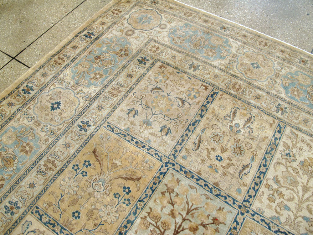 Antique Persian Tabriz Garden Carpet, No.18837 - Galerie Shabab