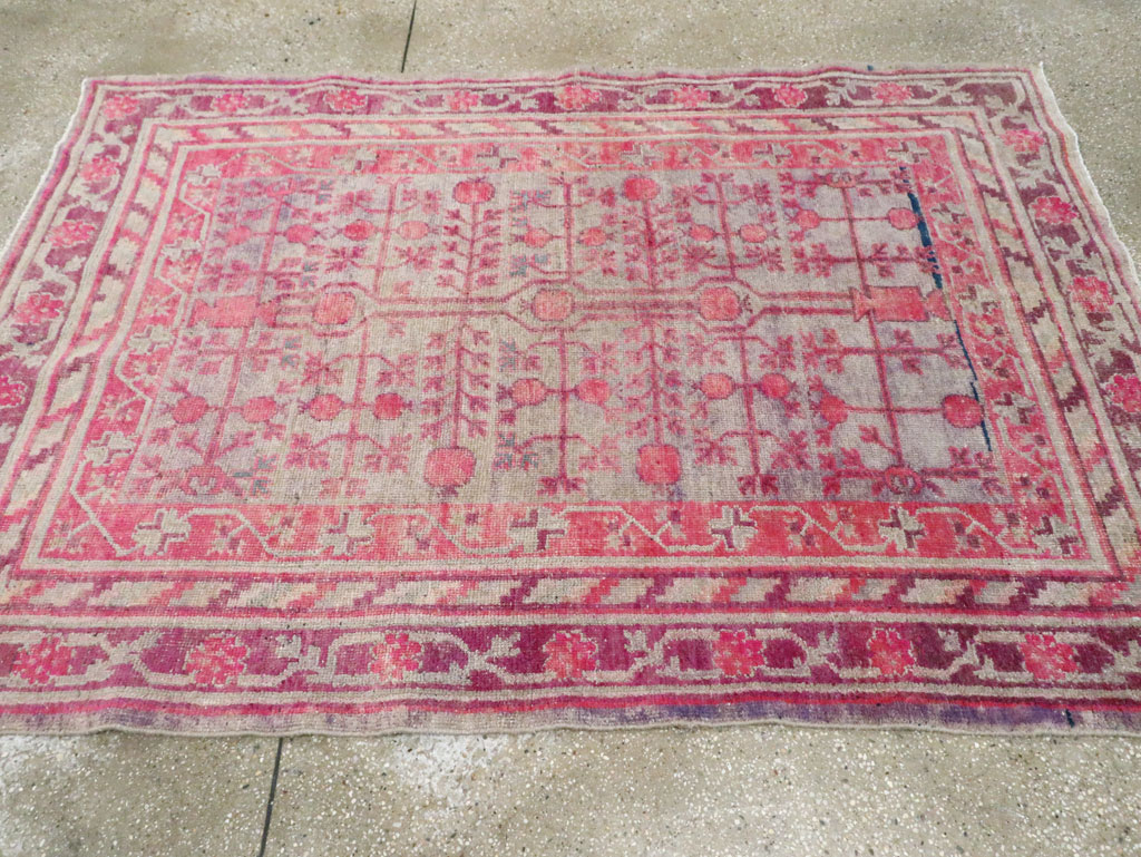 Vintage East Turkestan Khotan Rug, No.18839 - Galerie Shabab