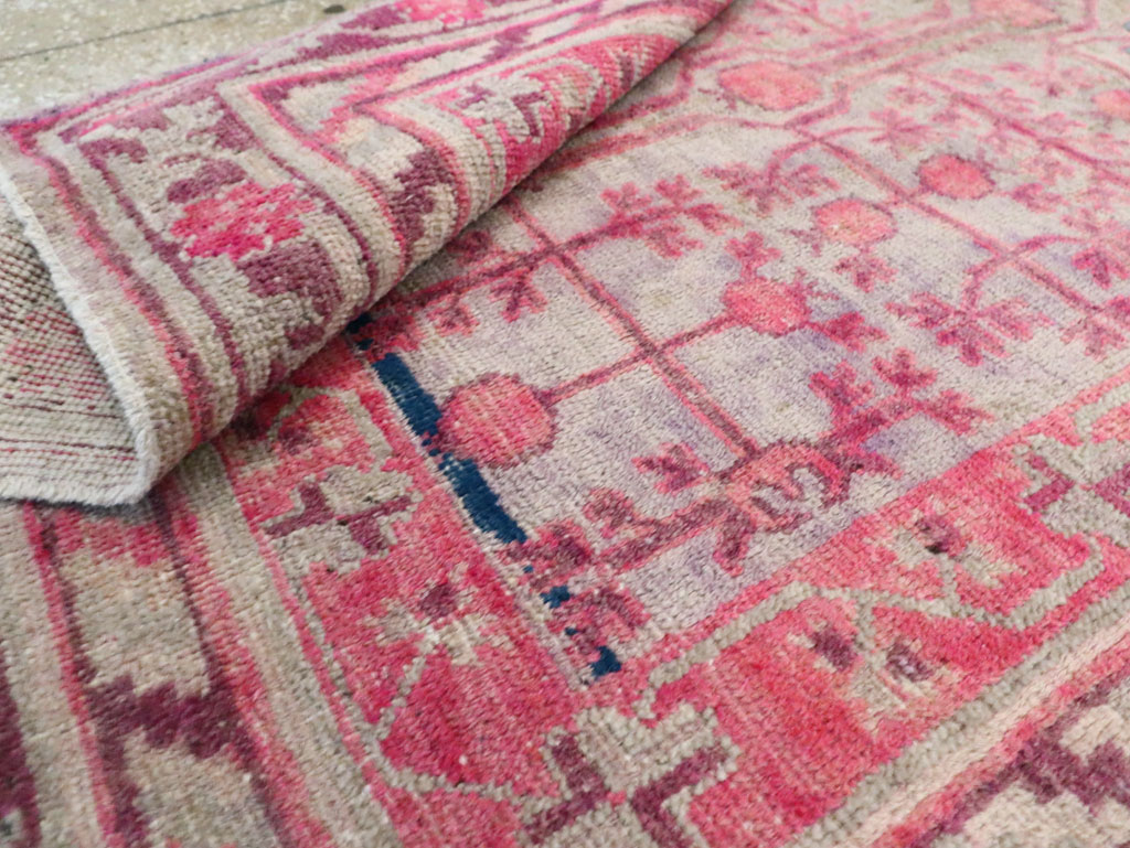 Vintage East Turkestan Khotan Rug, No.18839 - Galerie Shabab