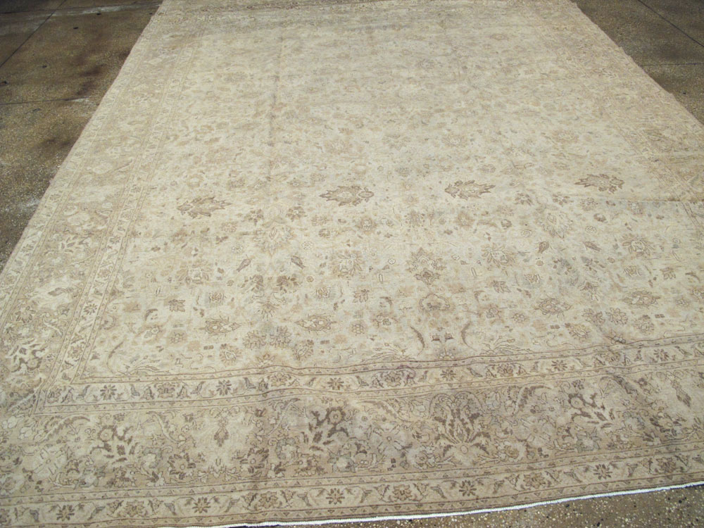 Antique Persian Tabriz Carpet, No.18845 - Galerie Shabab
