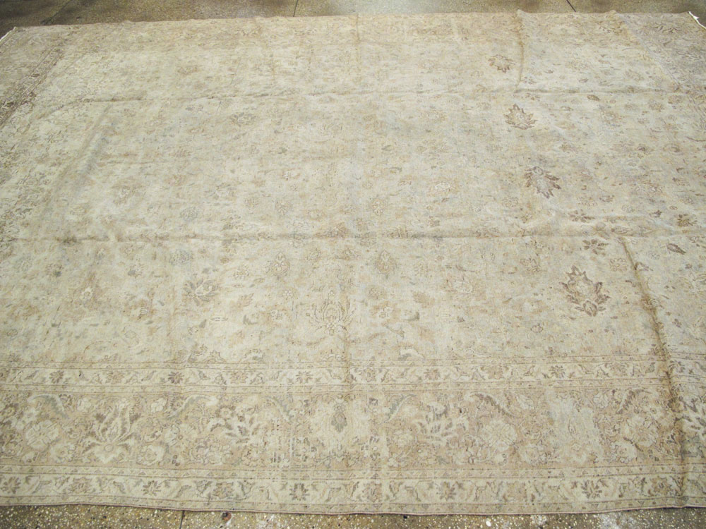 Antique Persian Tabriz Carpet, No.18845 - Galerie Shabab