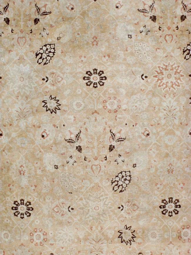 Antique Persian Tabriz Carpet, No.18848 - Galerie Shabab