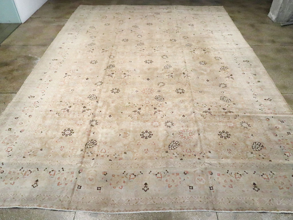 Antique Persian Tabriz Carpet, No.18848 - Galerie Shabab