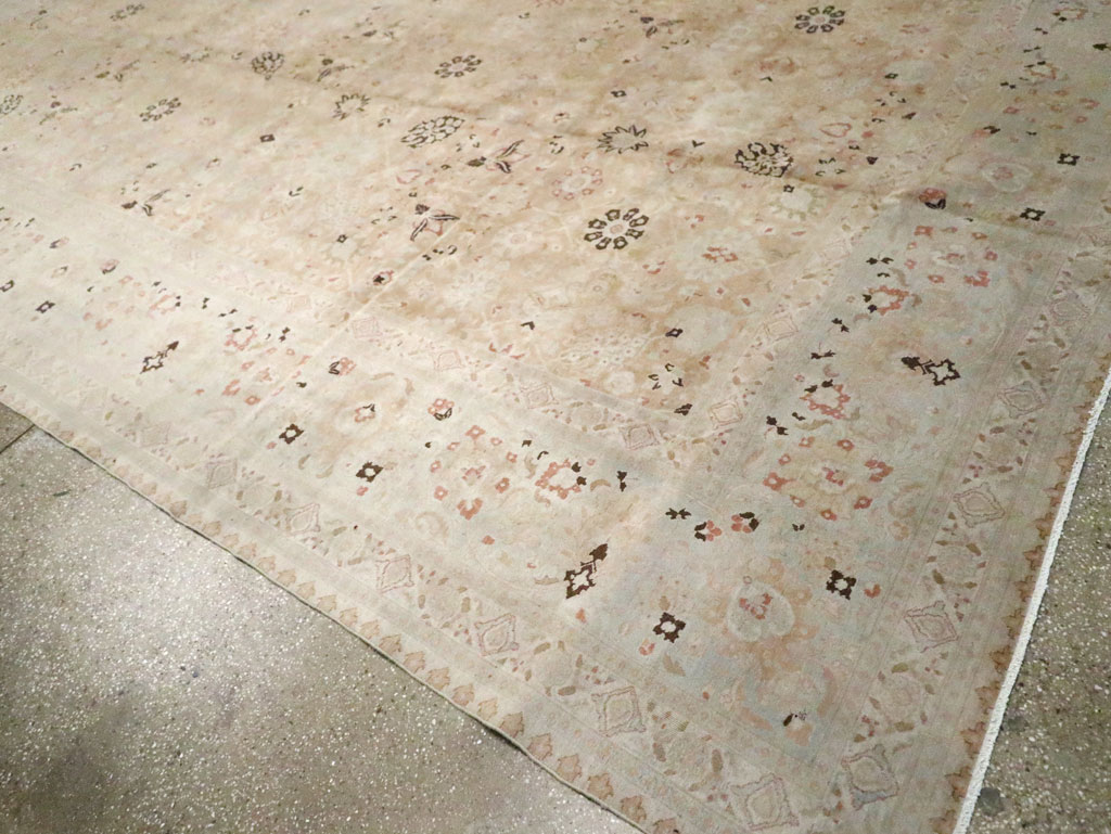 Antique Persian Tabriz Carpet, No.18848 - Galerie Shabab