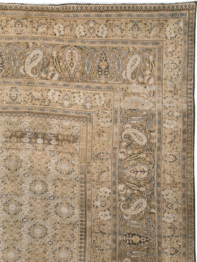 Antique Persian Dorokhsh Carpet, No.18851 - Galerie Shabab