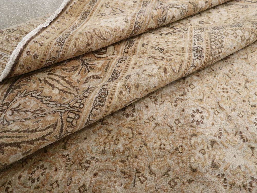 Antique Persian Dorokhsh Carpet, No.18851 - Galerie Shabab