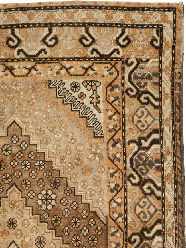 Antique East Turkestan Khotan Rug, No.18860 - Galerie Shabab