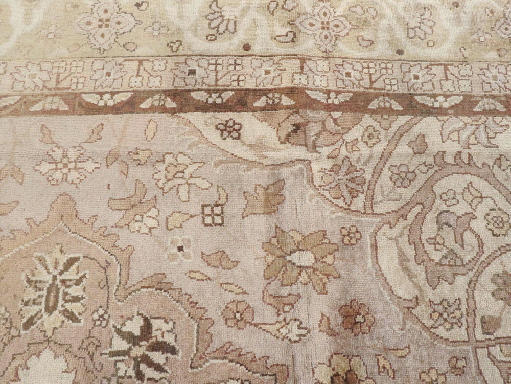 Vintage Indian Lahore Carpet, No.18861 - Galerie Shabab