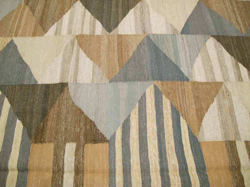 Contemporary Persian Flatweave Kilim Oversize Carpet, No.18871 - Galerie Shabab