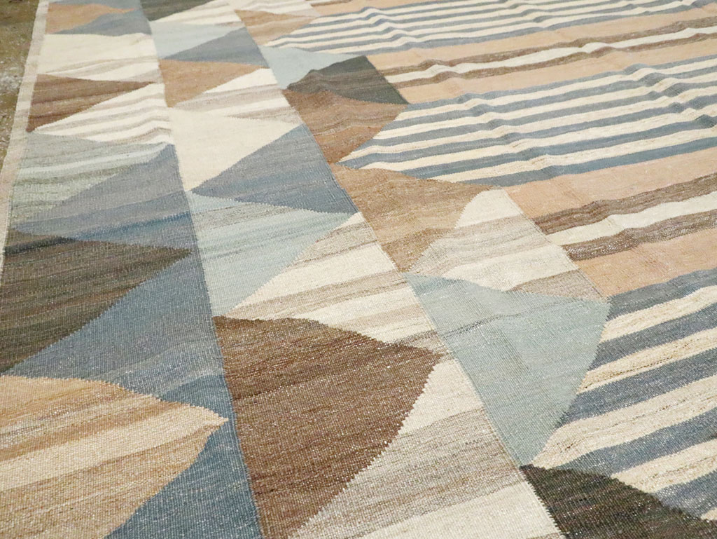 Contemporary Persian Flatweave Kilim Oversize Carpet, No.18871 - Galerie Shabab