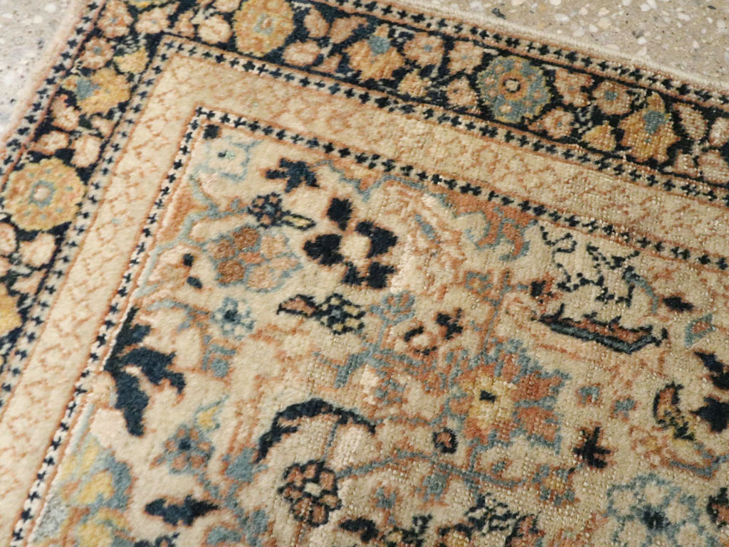 Antique Persian Tabriz Hagi Jalili Rug, No.18875 - Galerie Shabab