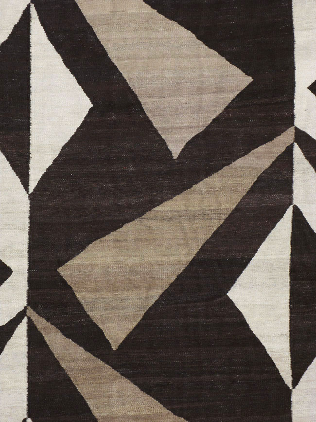 Vintage Persian Modernist Kilim, No.18890 - Galerie Shabab
