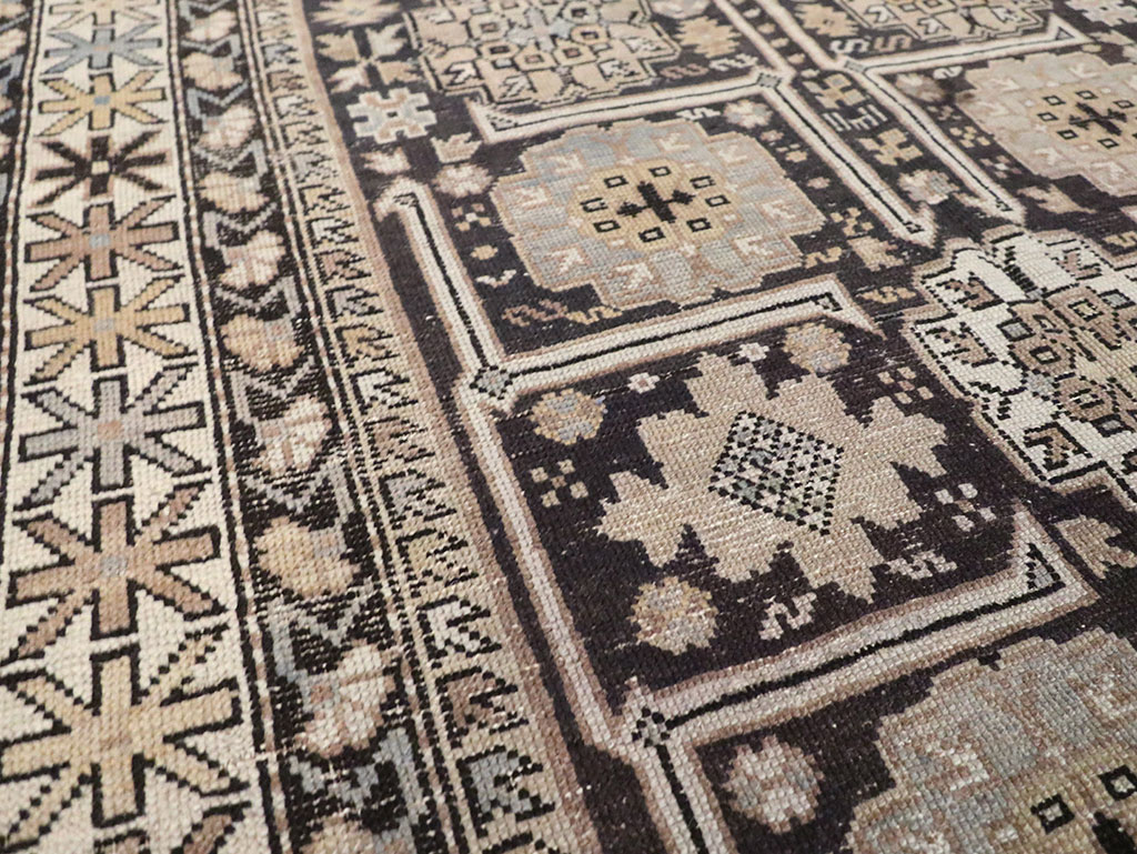 Antique Caucasian Shirvan Rug, No.18893 - Galerie Shabab