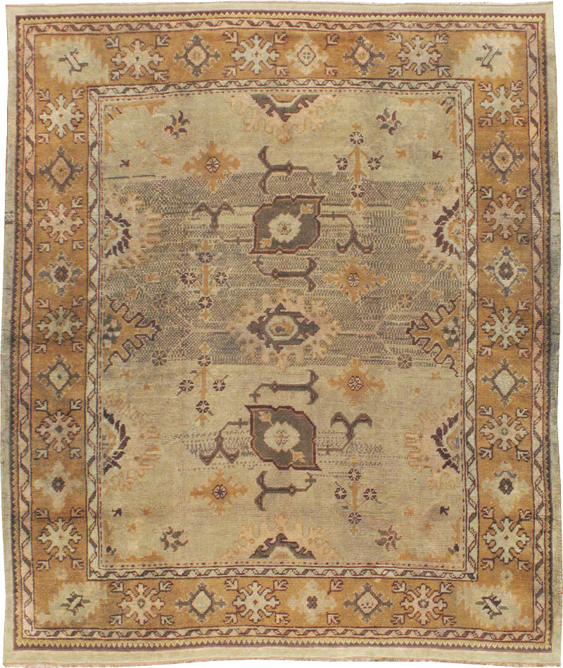 Antique Turkish Oushak Square Carpet, No.18897 - Galerie Shabab