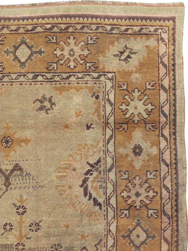 Antique Turkish Oushak Square Carpet, No.18897 - Galerie Shabab