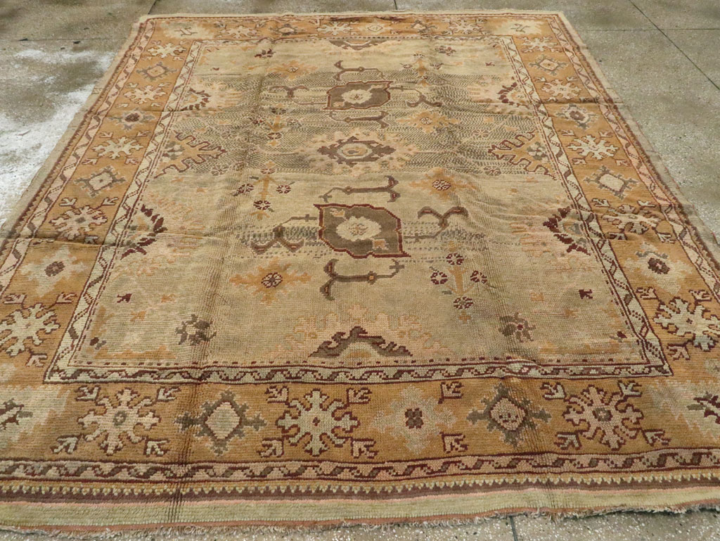 Antique Turkish Oushak Square Carpet, No.18897 - Galerie Shabab