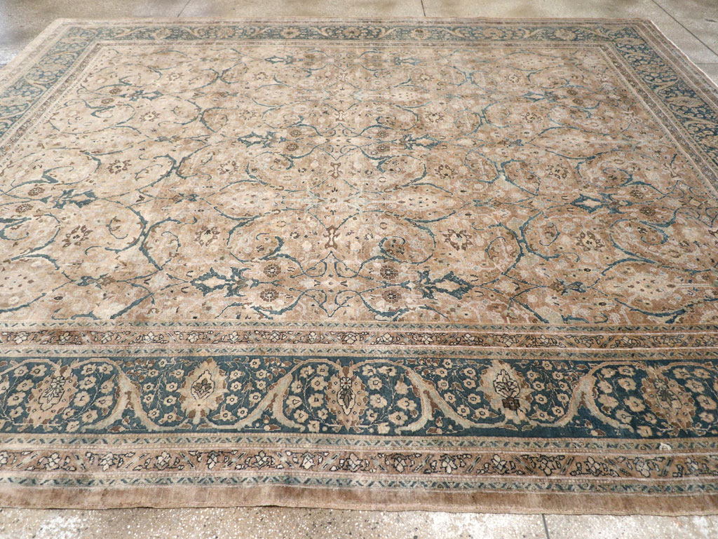 Antique Persian Tabriz Carpet, No.18900 - Galerie Shabab