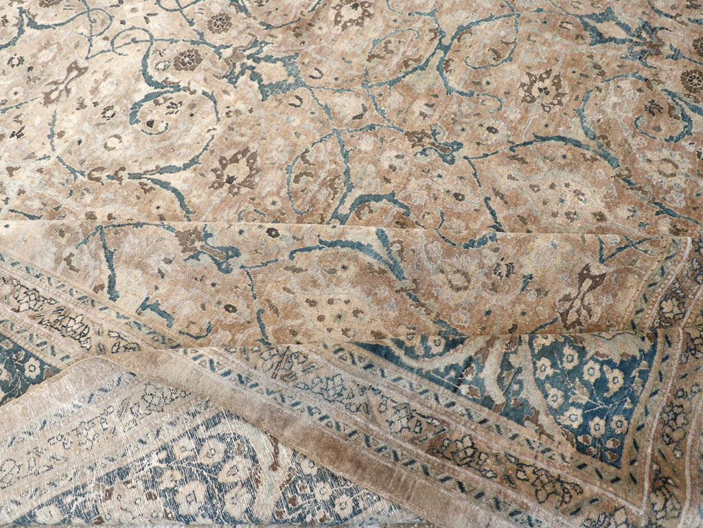 Antique Persian Tabriz Carpet, No.18900 - Galerie Shabab