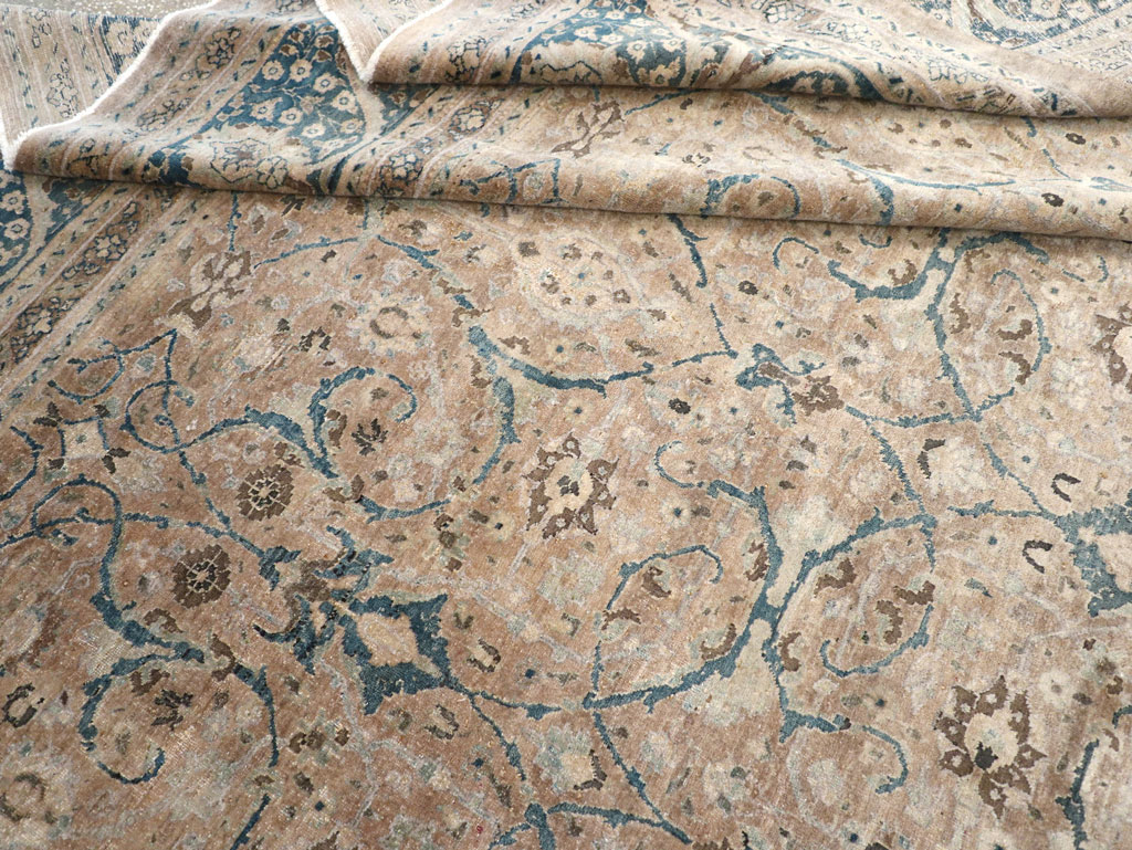 Antique Persian Tabriz Carpet, No.18900 - Galerie Shabab