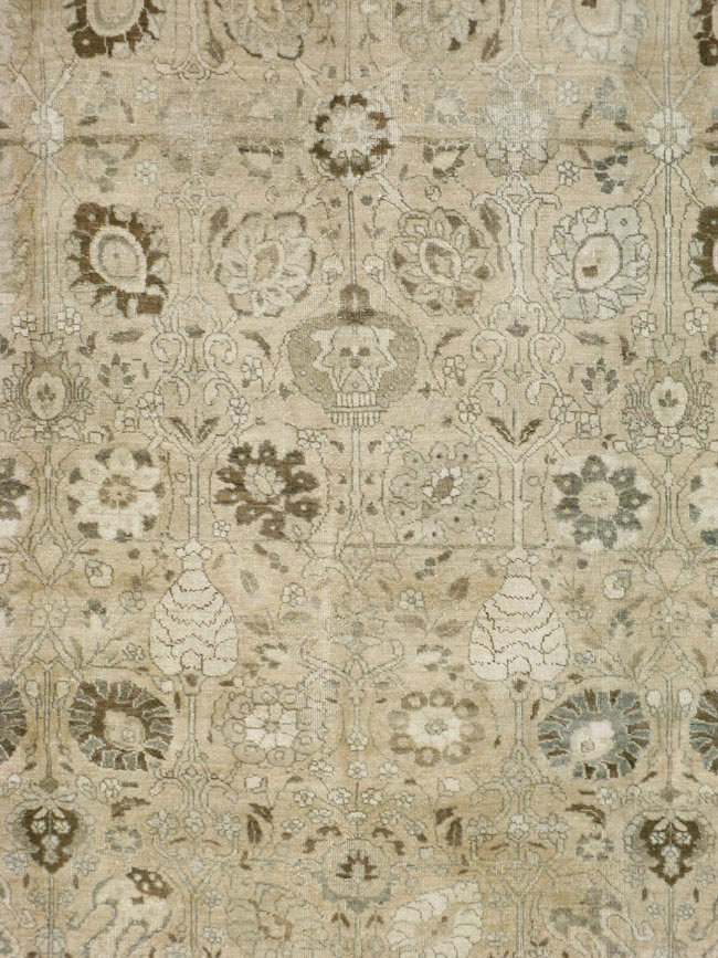 Antique Persian Tabriz Carpet, No.18904 - Galerie Shabab