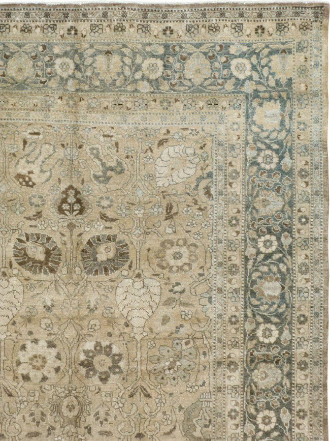 Antique Persian Tabriz Carpet, No.18904 - Galerie Shabab