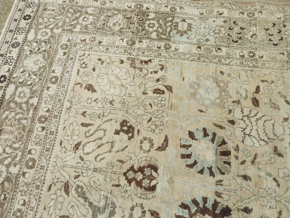 Antique Persian Tabriz Carpet, No.18904 - Galerie Shabab