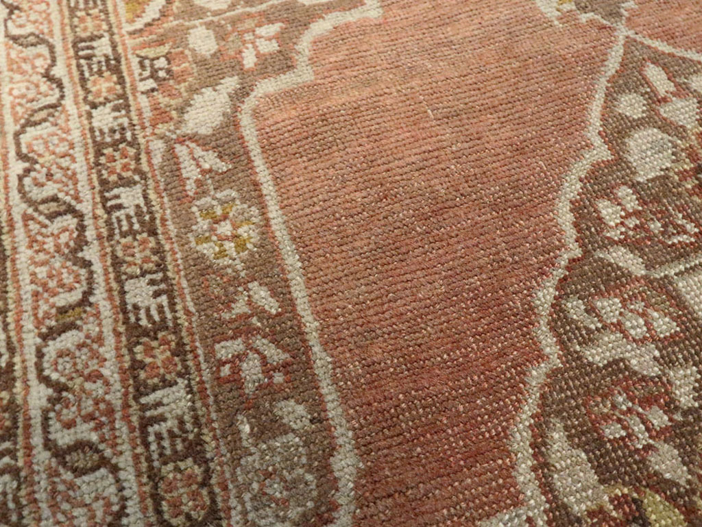 Antique Persian Tabriz Rug, No.18914 - Galerie Shabab