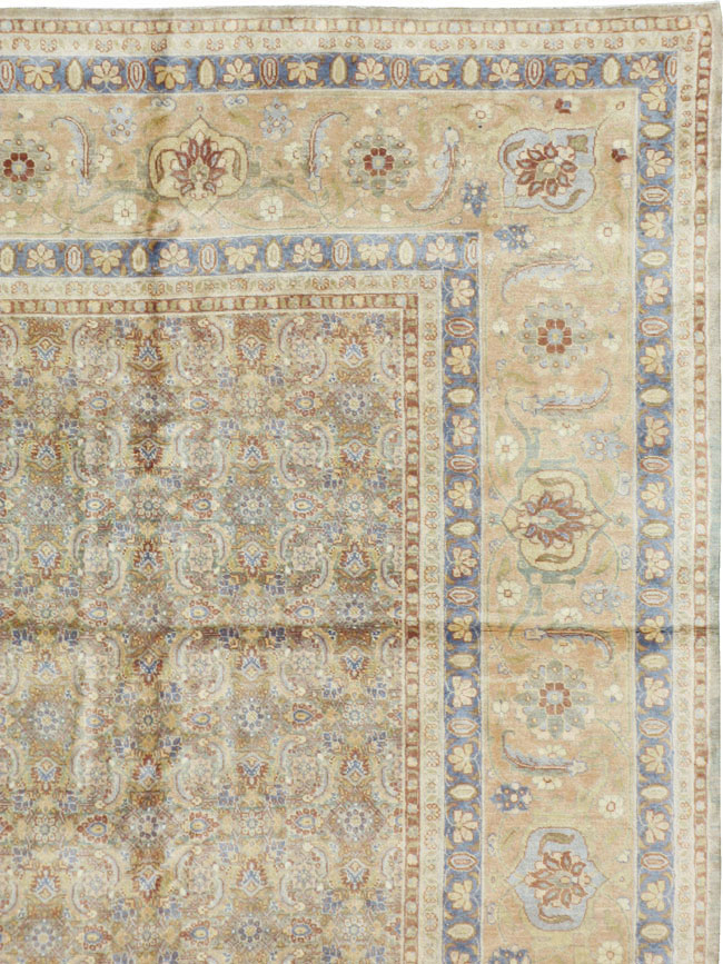 Antique Persian Tabriz Carpet, No.18926 - Galerie Shabab