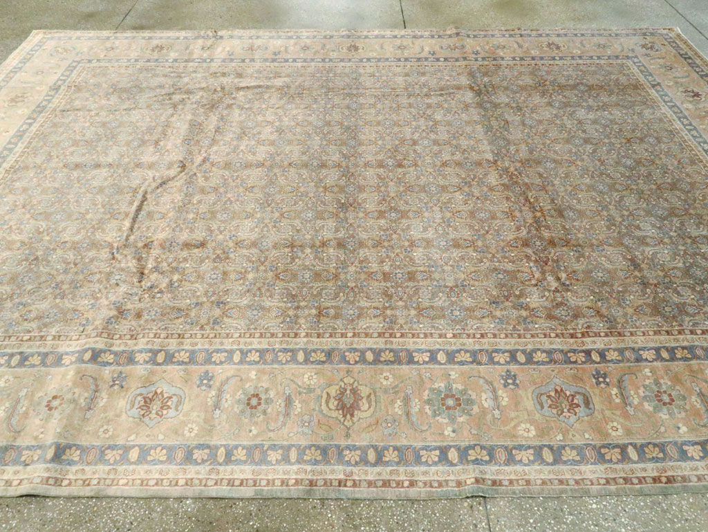 Antique Persian Tabriz Carpet, No.18926 - Galerie Shabab