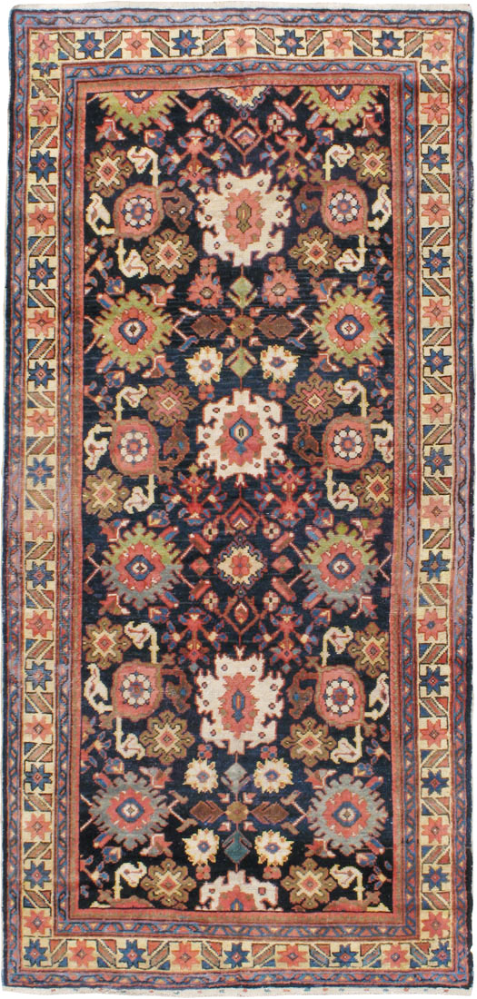 Antique Persian Mahal Carpet, No.18929 - Galerie Shabab